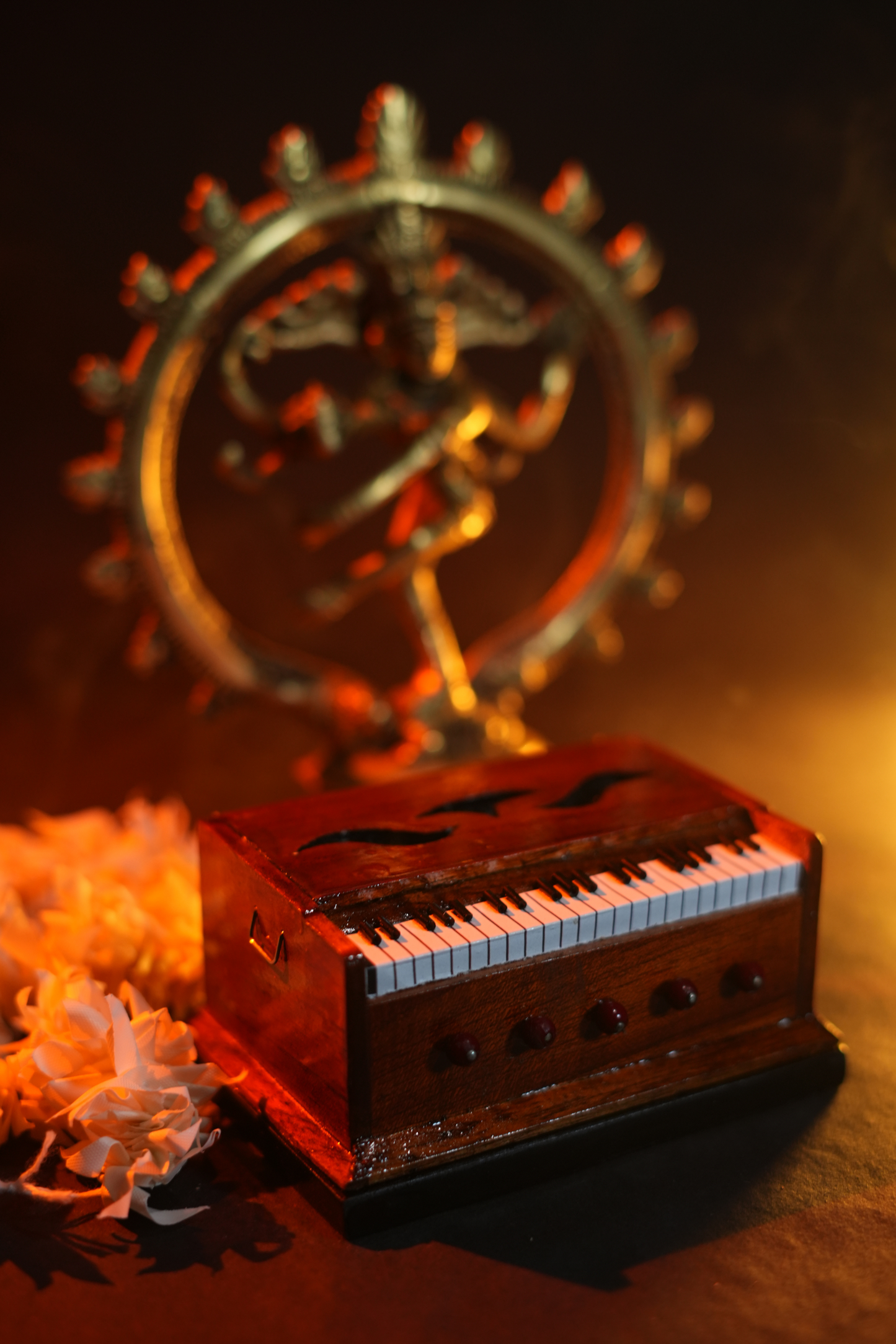 Premium Wooden Miniature - Harmonium